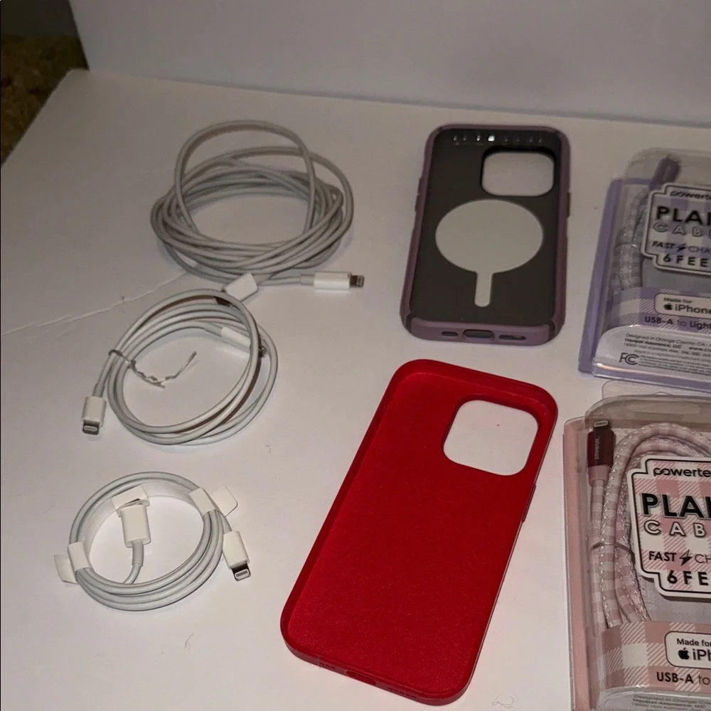 Apple Charging Cable & Case Set - Red, Purple, White